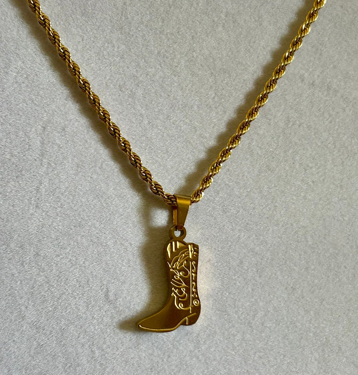 Sweet Boot necklace
