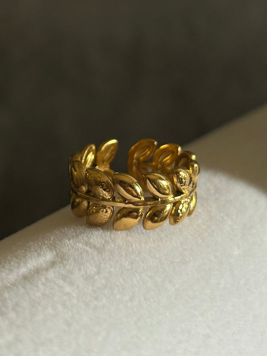 Golden Leaf Ring