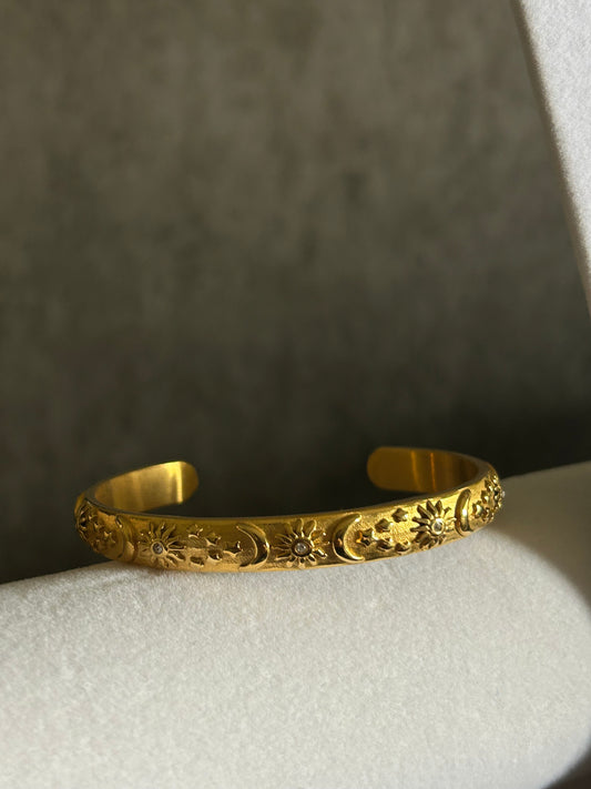 Halo Bracelet