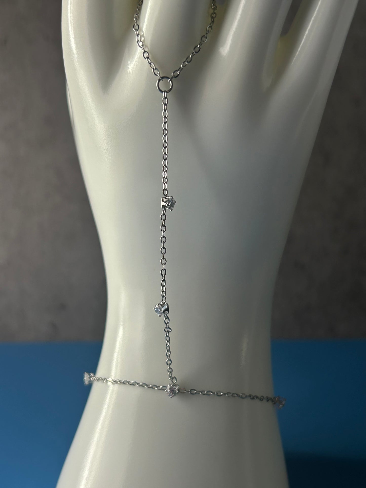 Sitara Hand Chain