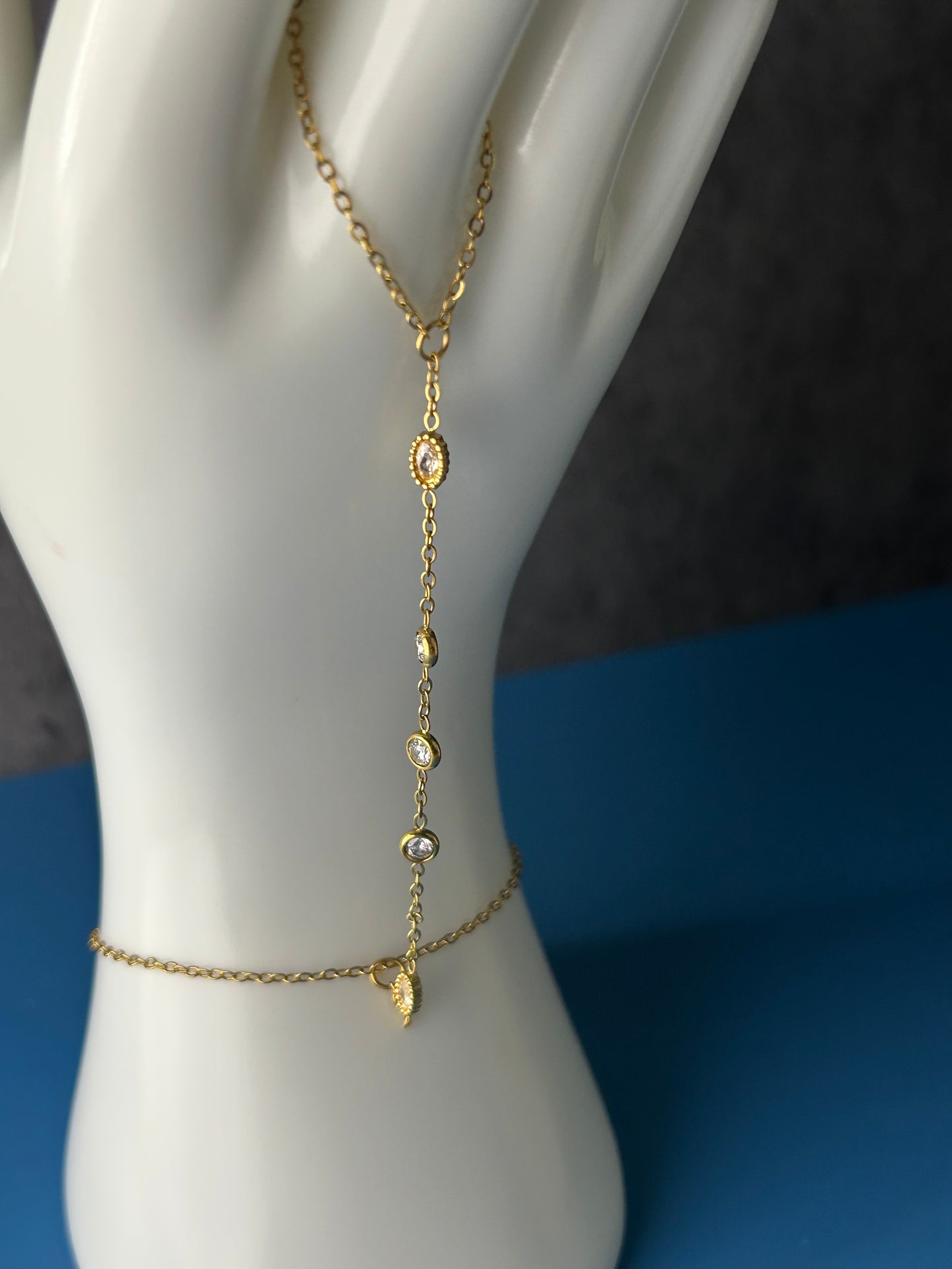 Jaan Hand Chain