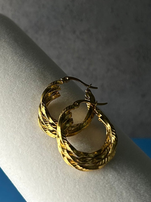 Irregular Twisted Hoops