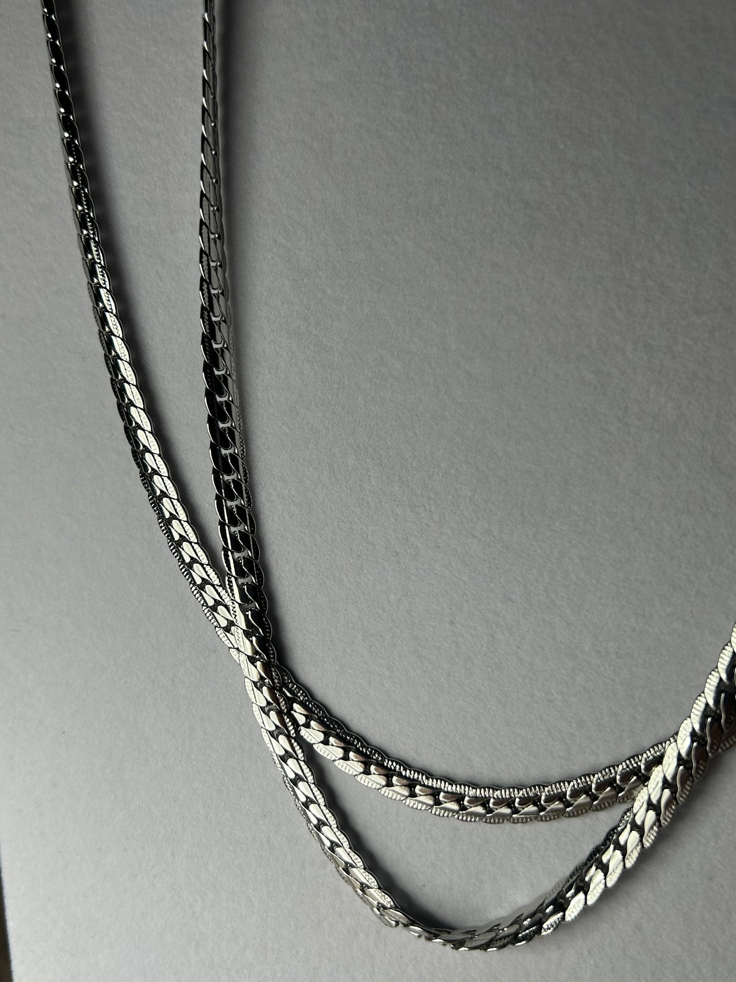 Silver Edge Necklace