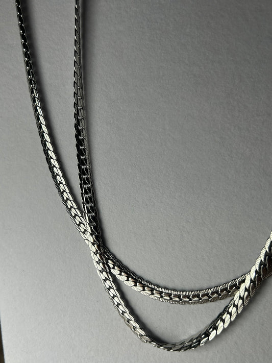 Silver Edge Necklace